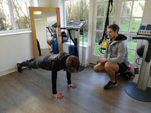 8 Benefits Of Having A Personal Trainer
